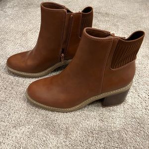 Faux leather Chelsea boots